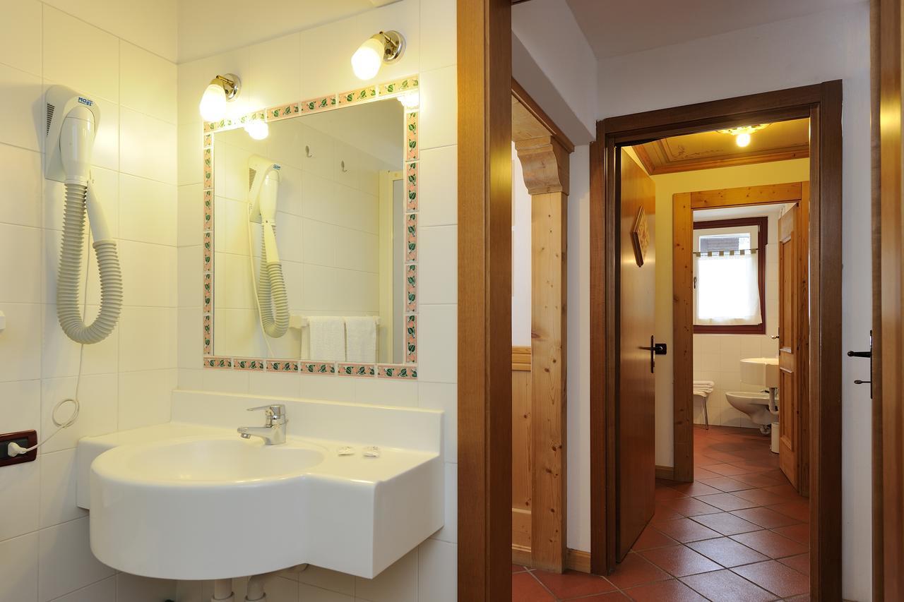 Chalet Dei Pini Aparthotel Madonna Εξωτερικό φωτογραφία