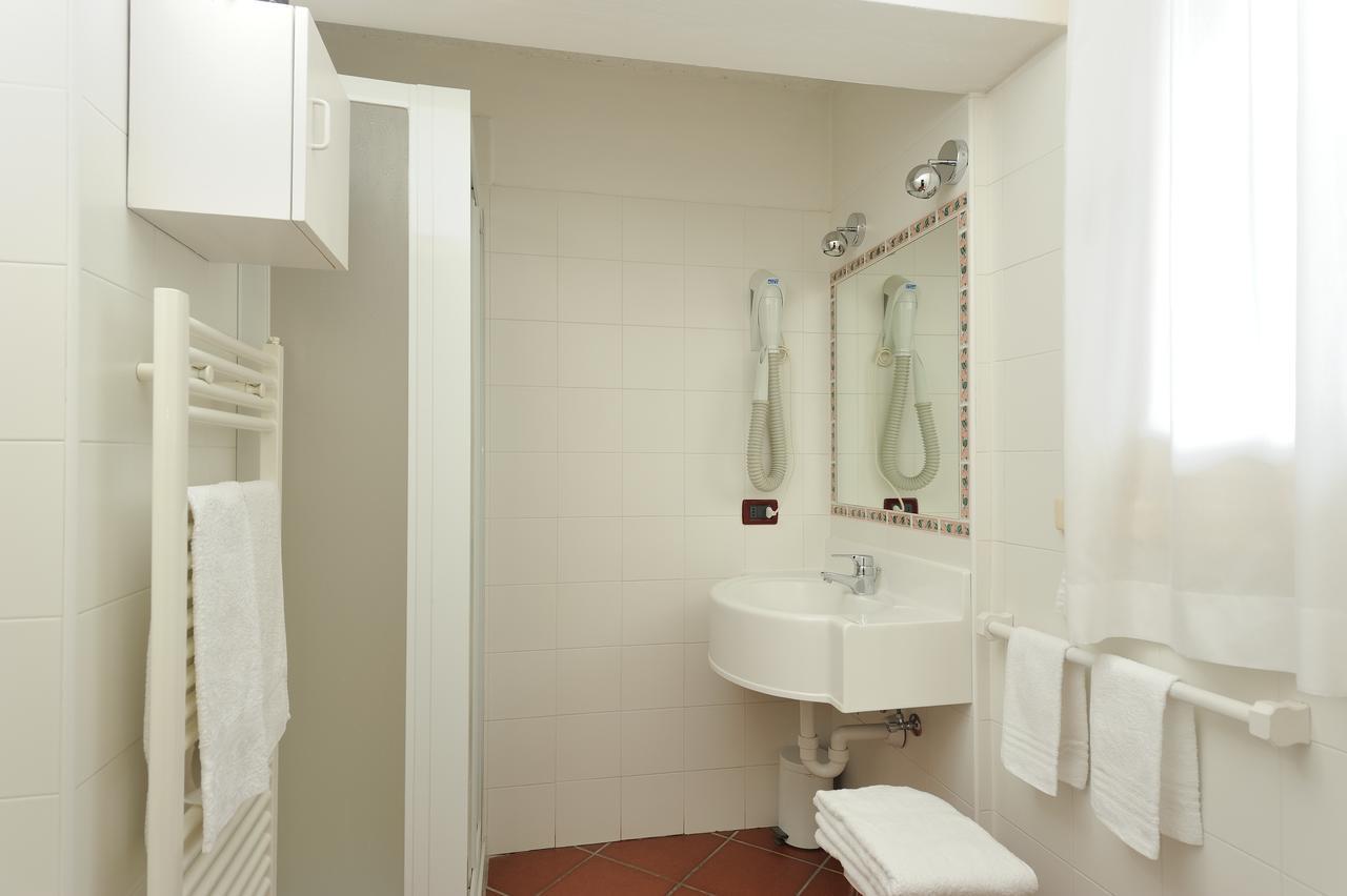 Chalet Dei Pini Aparthotel Madonna Εξωτερικό φωτογραφία