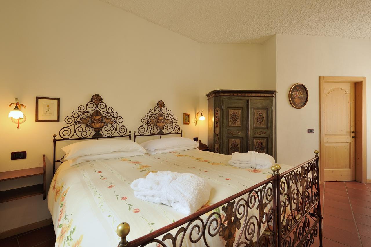 Chalet Dei Pini Aparthotel Madonna Εξωτερικό φωτογραφία